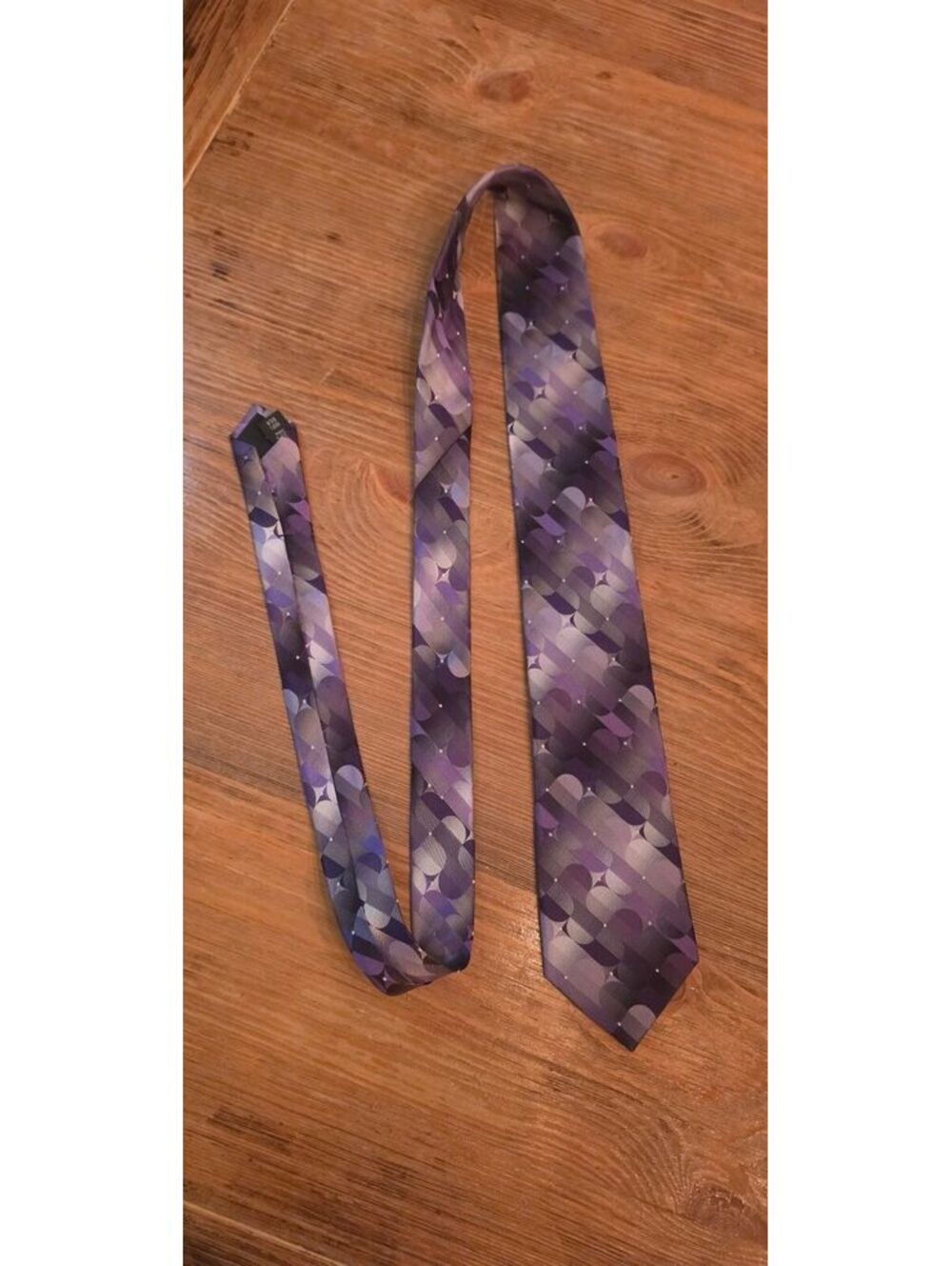 Van Heusen Purple Geometric 100% Silk Men’s Neck Tie